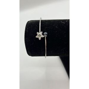 Ice Blossom Bracelet made with Swarovski Crystal New in Bag